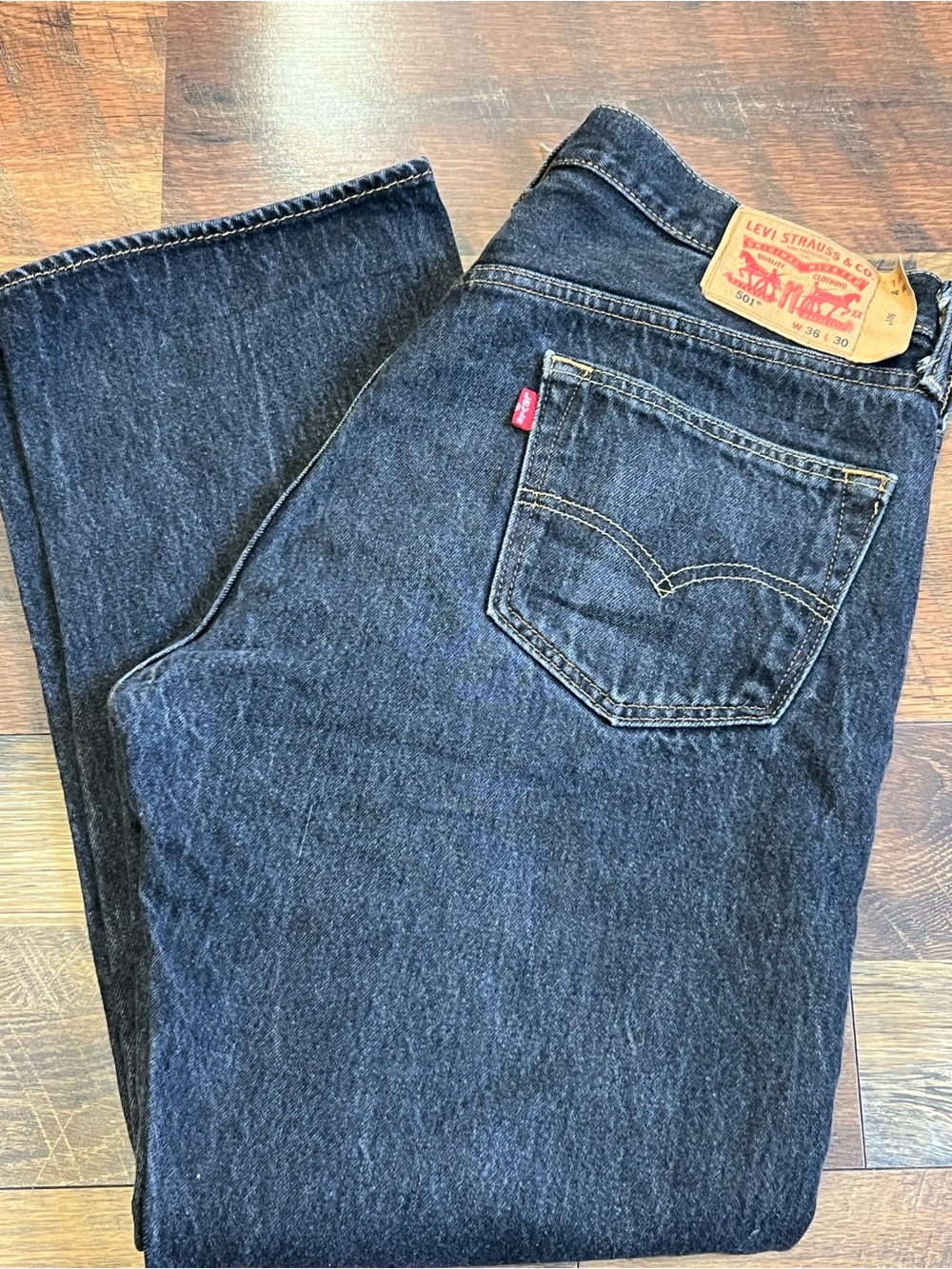 Levis Vintage 501XX Jeans W36 L30 Button Fly Red Tab Jeans Black Straight Leg
